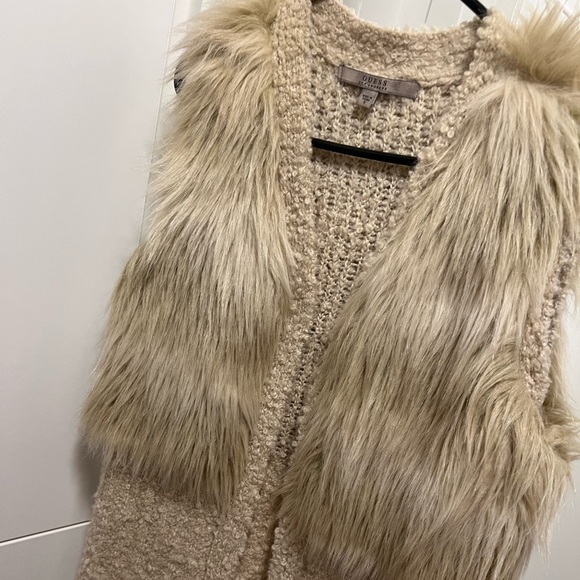 Sleeveless Cardigan with Faux Fur - Picture 2 of 15
